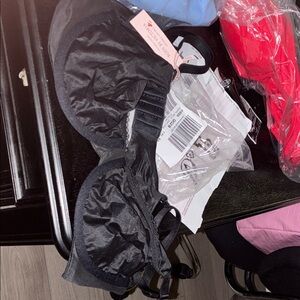 Victoria's Secret Sleek Black bra